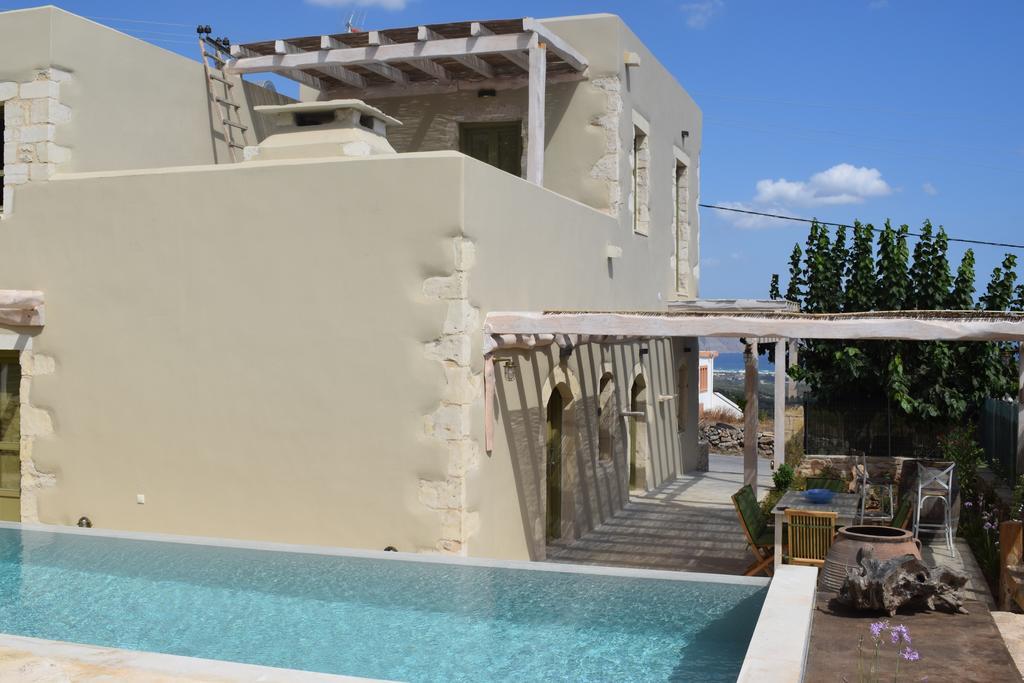 Traditional Stonebuilt Villa Leonanto, Only 5 Km From A Sandy Beach Kastellos Exterior photo