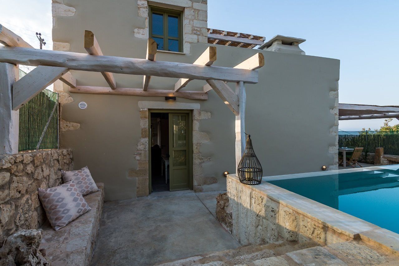 Traditional Stonebuilt Villa Leonanto, Only 5 Km From A Sandy Beach Kastellos Exterior photo